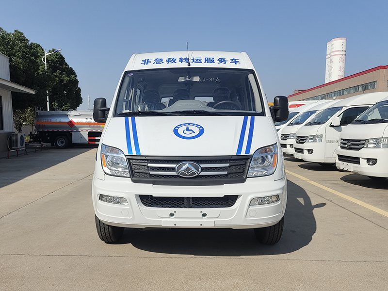 大通V80短軸非急救監(jiān)護(hù)型服務(wù)車